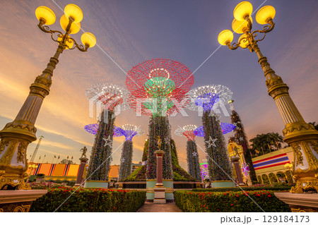 Supertree Grove in Gardens by the Bay at twilight time. 129184173