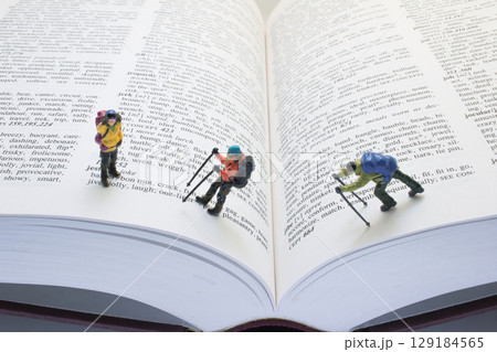 Miniature Climbers Exploring an Open Dictionary in Creative Concept Art 129184565