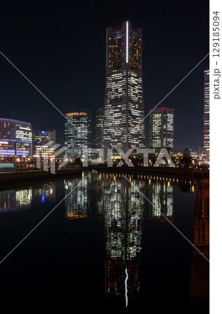 みなとみらい夜景Ⅱ みなとみらい夜景Ⅱ 129185094