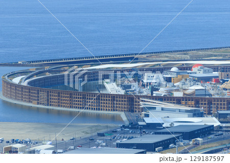 大阪・関西万博の大屋根リング（大阪府大阪市此花区） 129187597