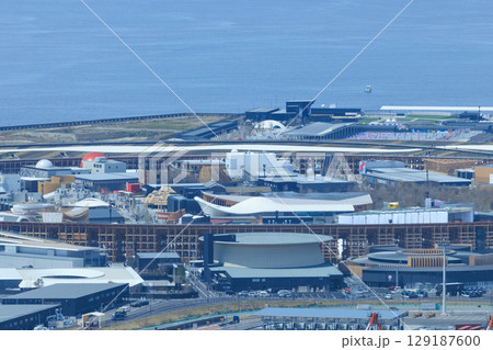 大阪・関西万博の大屋根リング（大阪府大阪市此花区） 129187600