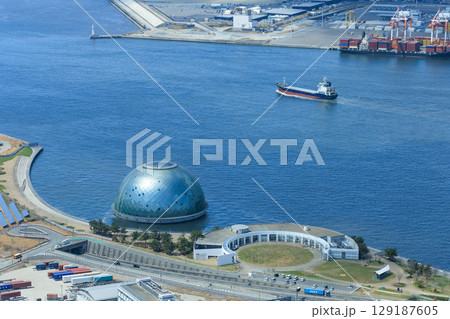 大阪の咲洲と夢洲（大阪府大阪市住之江区) 129187605