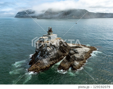Tillamook Lighthouse Pacific Ocean Shore Coast Tillamook Lighthouse Pacific Ocean Shore Coast 129192079