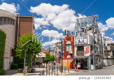 《東京都》椎名町・夏空の東京下町 129193363