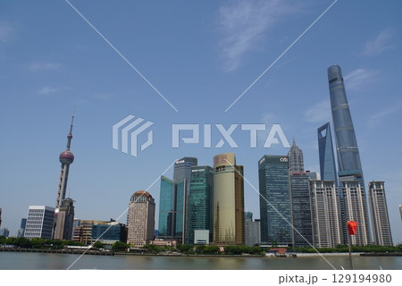 上海の街並み　外灘から 129194980