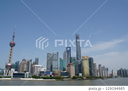 上海の街並み　外灘から 129194985