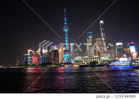 上海の夜景　外灘から 129194999