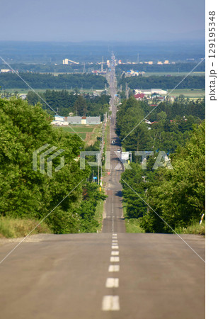 天に続く道(北海道・斜里町) 天に続く道(北海道・斜里町) 129195348