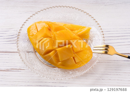 マンゴー 129197688