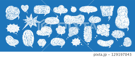 Balloon speech crayons. Vector Speech Bubble Collection with Crayon Texture. White Retro chatting or message boxes on blue background 129197843