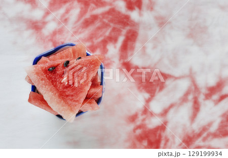 Watermelon in slices 129199934