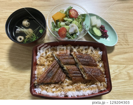 土用の丑のうな丼 土用の丑のうな丼 129204303