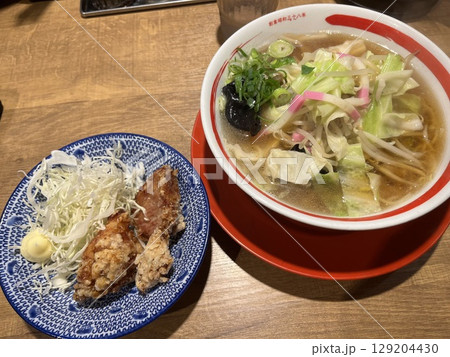 ちゃんぽんと唐揚げ 129204430