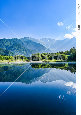 長野県松本市の上高地の大自然 長野県松本市の上高地の大自然 129204807