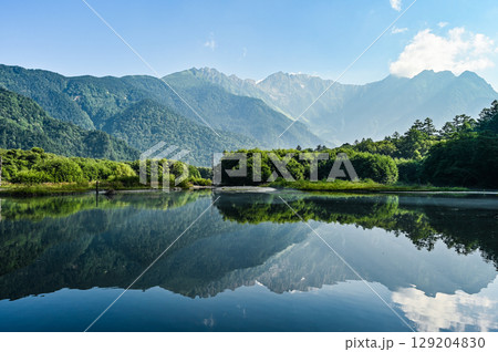 長野県松本市の上高地の大自然 長野県松本市の上高地の大自然 129204830