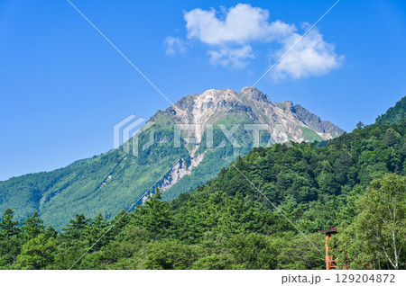 長野県松本市の上高地の大自然 長野県松本市の上高地の大自然 129204872