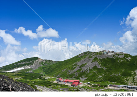 日本の北アルプスの乗鞍岳 129205961