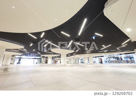 【阪神・Osaka Metro】大阪梅田駅と梅田駅（阪神本線・御堂筋線） 129208702