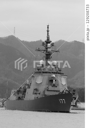 護衛艦あたご(モノクロ） 129208733