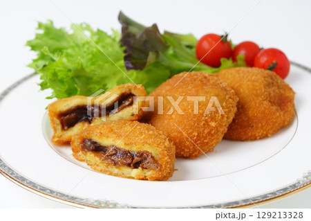 カレーコロッケ カレーコロッケ 129213328