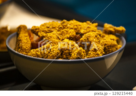 排骨飯 台湾料理 お弁当 129215440