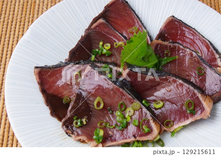 鰹のタタキ 鰹のタタキ 129215611
