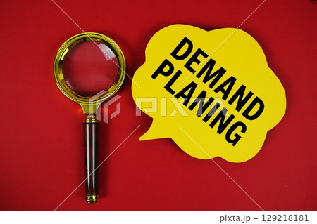 Emergency Plan text with speech bubble and magnifying glass on red background Emergency Plan text with speech bubble and magnifying glass on red background 129218181