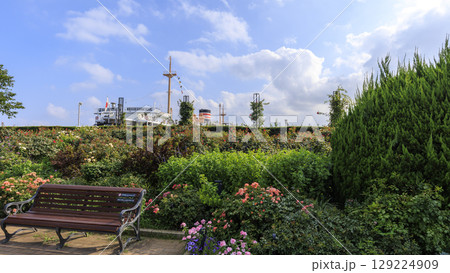 山下公園の夏 129224909