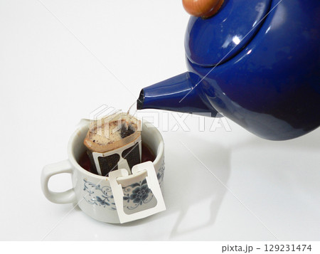 ドリップコーヒー 129231474