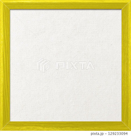 木製フレームの黄色の木枠のある白い綿麻キャンバス地ボードの正方形の背景画像 129233094