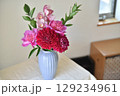 花瓶の花　ダリア　芍薬　蘭 129234961