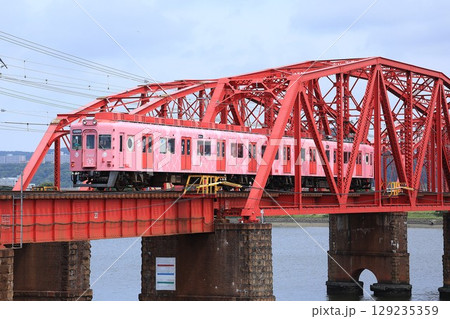 【南海】7100系〜めでたいでんしゃ「さち」〜（南海本線：紀ノ川〜和歌山市） 129235359