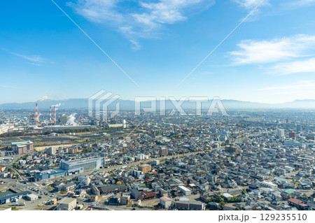 新潟県新潟市 朱鷺メッセBefcoばかうけ展望室からの景色(東側) 新潟県新潟市 朱鷺メッセBefcoばかうけ展望室からの景色(東側) 129235510