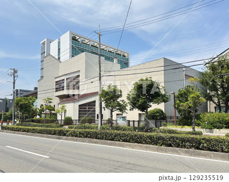 大阪市立西成区民センター・大阪市立西成図書館（大阪市西成区岸里） 129235519