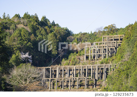三重県熊野市 紀州鉱山選鉱場跡の光景 三重県熊野市 紀州鉱山選鉱場跡の光景 129235673