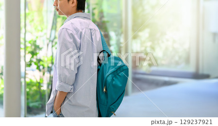 大学生イメージのポートレート 129237921