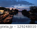 京都府宇治市　宇治川の夜景 129248010