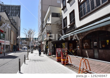 松本市　公園通りの街並み 129248947