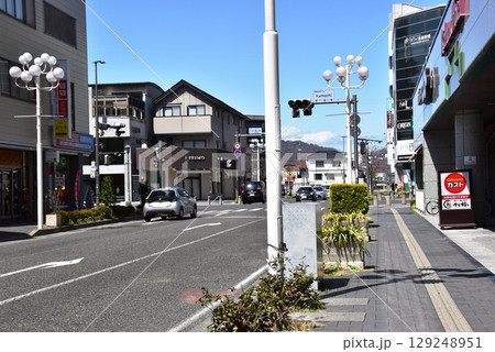 松本市 松本中央通り伊勢町交差点付近の街並み 松本市 松本中央通り伊勢町交差点付近の街並み 129248951
