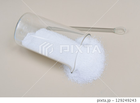 Propylparaben, also spelled propyl paraben, is the n propyl ester of p hydroxybenzoic acid 129249243
