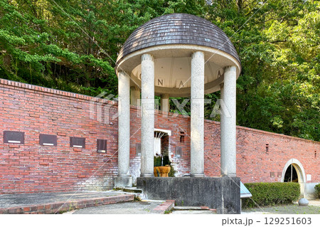 岡城跡の紅葉 129251603