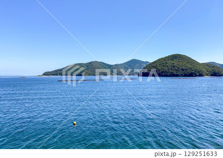 蒲江の海と養殖筏 129251633