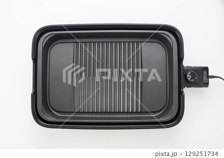 ホットプレートの焼き肉プレート 129251734