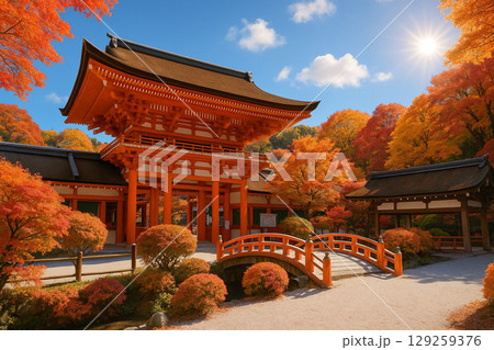 上賀茂神社　桜門　紅葉 129259376