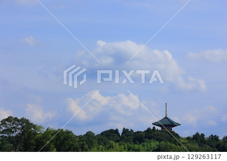 爽やかな青空 129263117