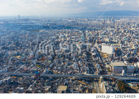 大阪都市風景　あべのハルカス　ハルカス300からの眺望 129264689