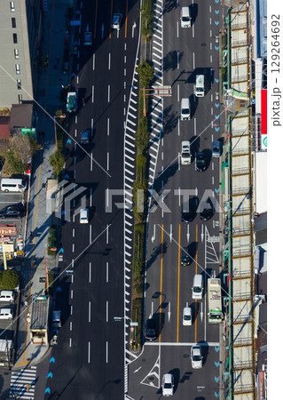 大阪都市風景　あべのハルカス　ハルカス300から谷町筋を見下ろす 129264692