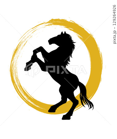 金色の丸(筆書き)を背景に立ち上がる馬のシルエット 金色の丸(筆書き)を背景に立ち上がる馬のシルエット 129264926