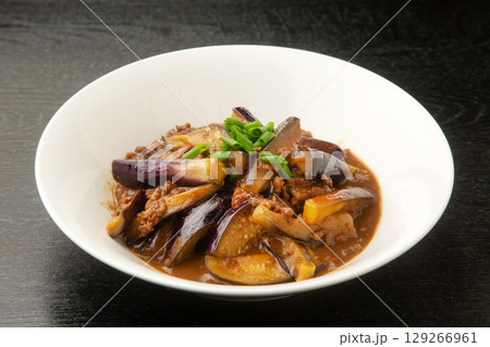茄子の肉味噌炒め 129266961