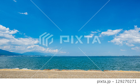 夏の琵琶湖風景 滋賀県大津市 夏の琵琶湖風景 滋賀県大津市 129270271